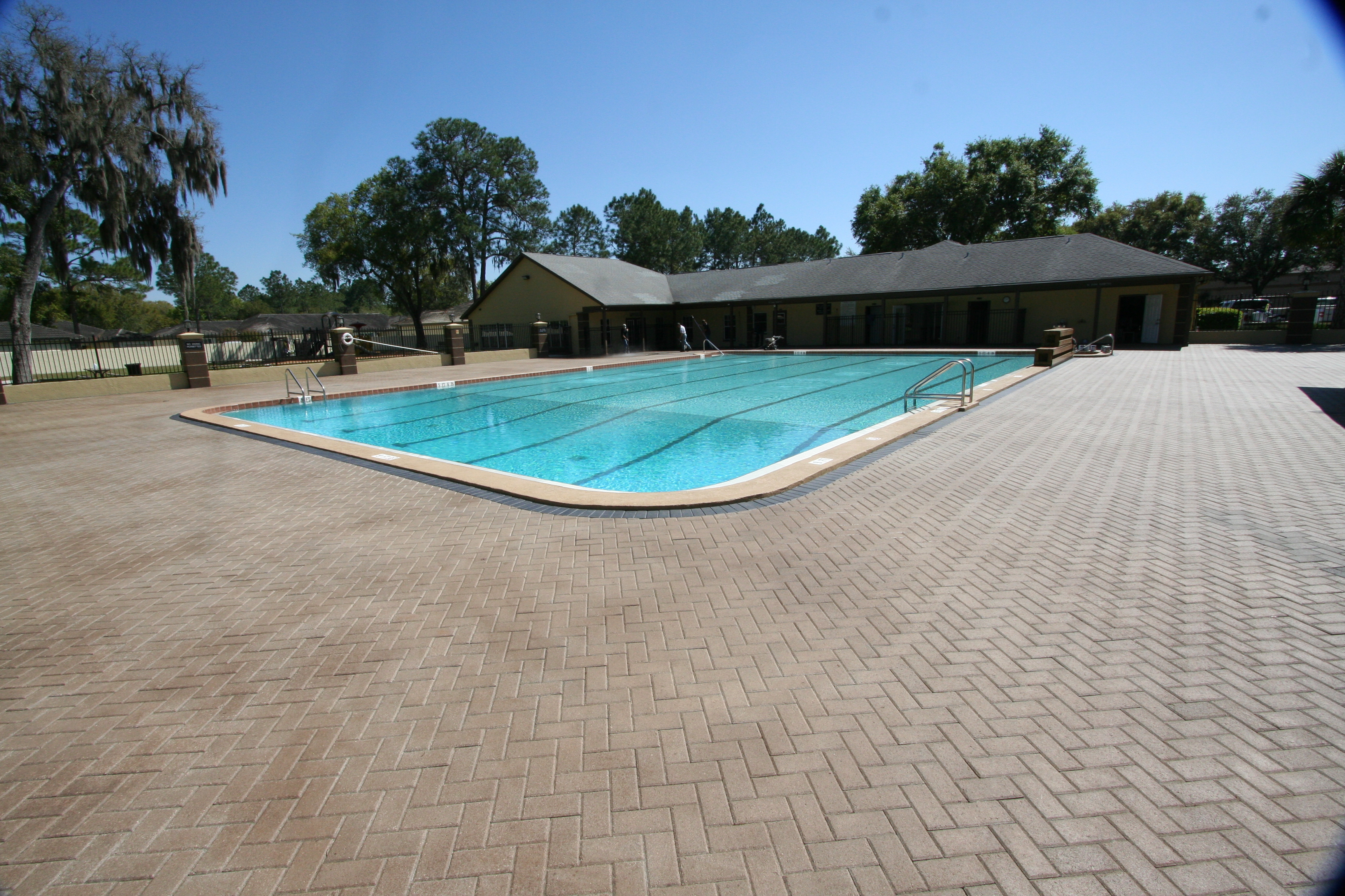 Commercial Swimming Pool Installations Tampa Bay, Clearwater, St Petersburg